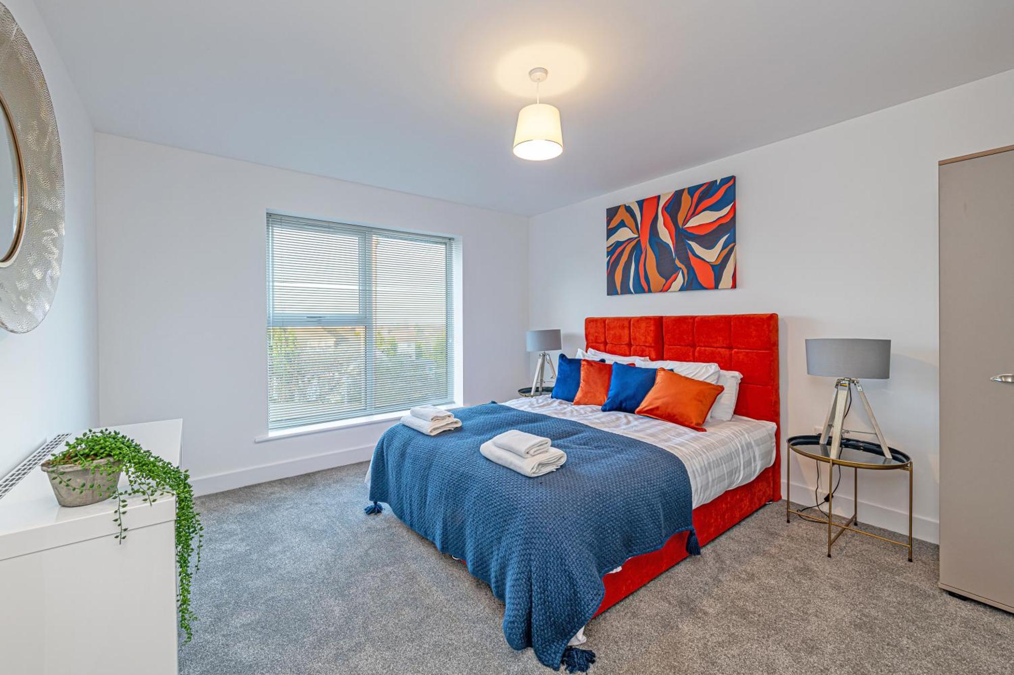 Gospel Heights Luxury Apartments With Parking Heswall Eksteriør billede