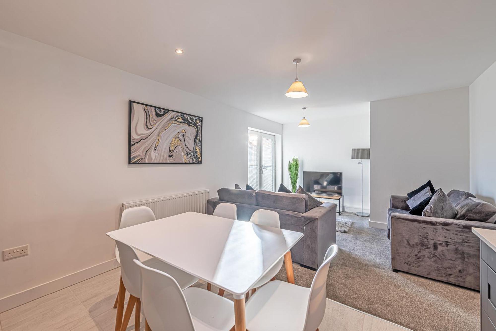 Gospel Heights Luxury Apartments With Parking Heswall Eksteriør billede