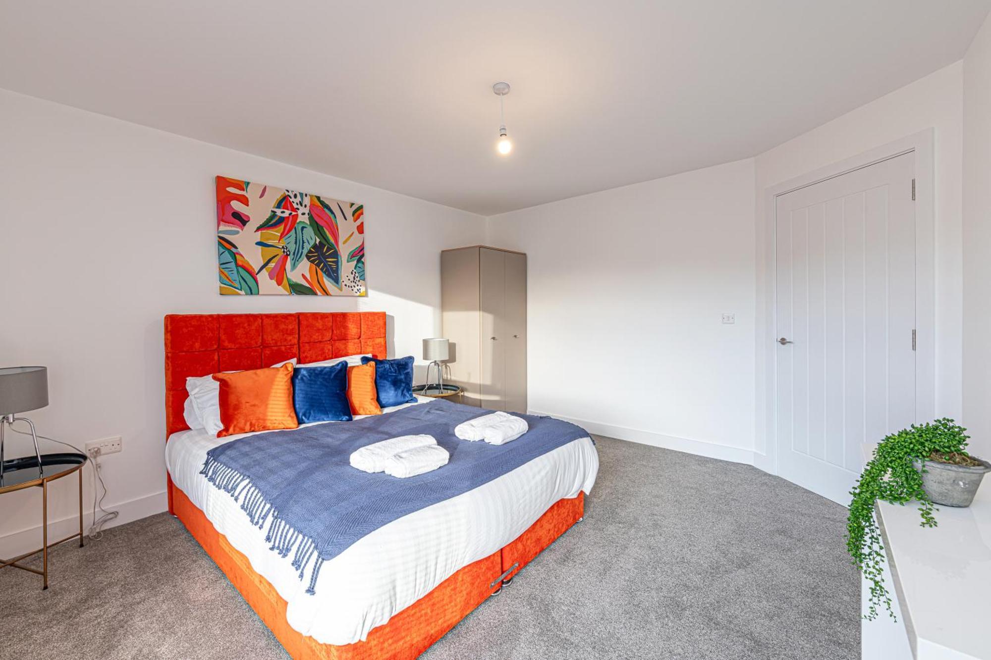 Gospel Heights Luxury Apartments With Parking Heswall Eksteriør billede