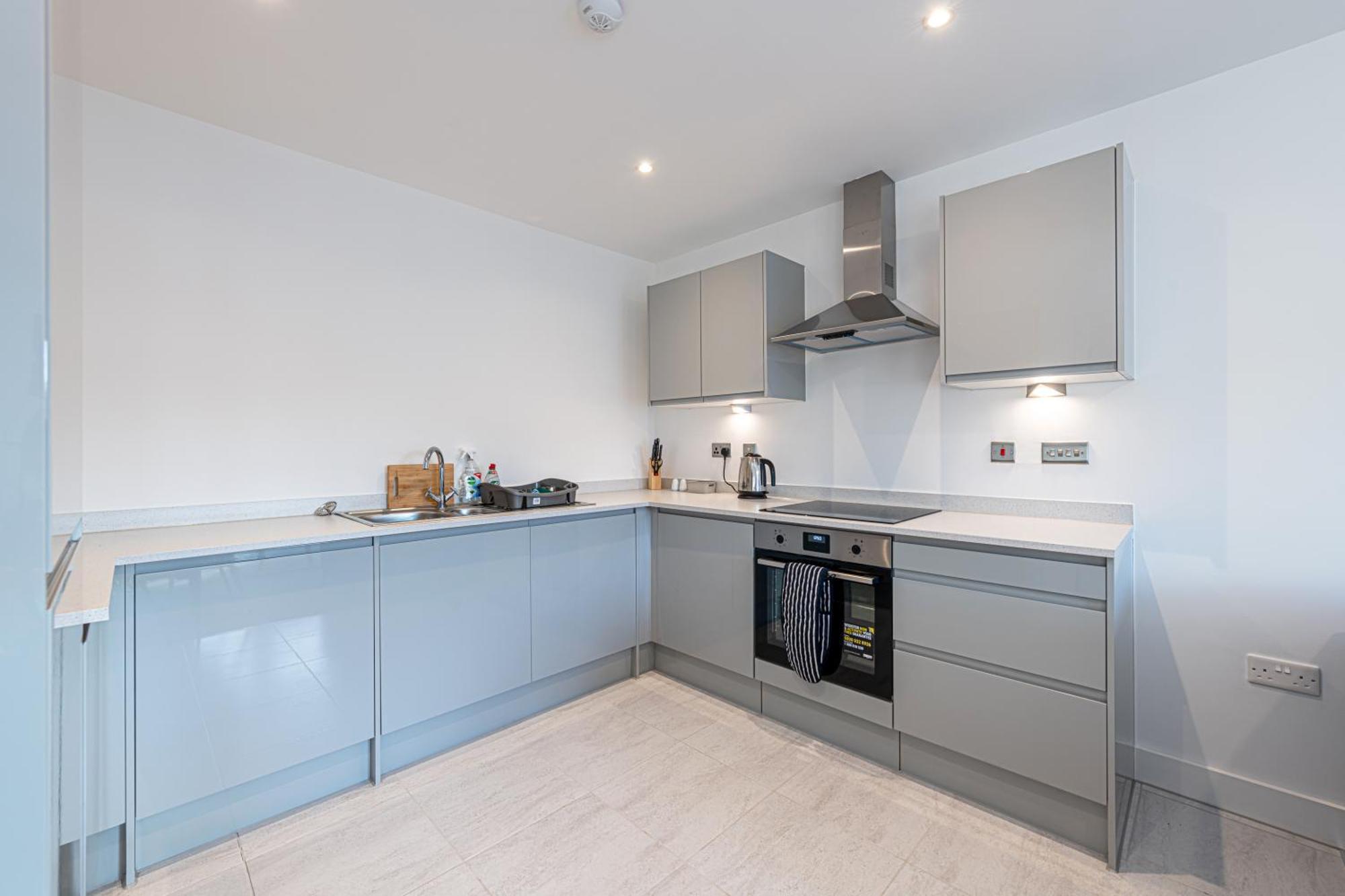 Gospel Heights Luxury Apartments With Parking Heswall Eksteriør billede