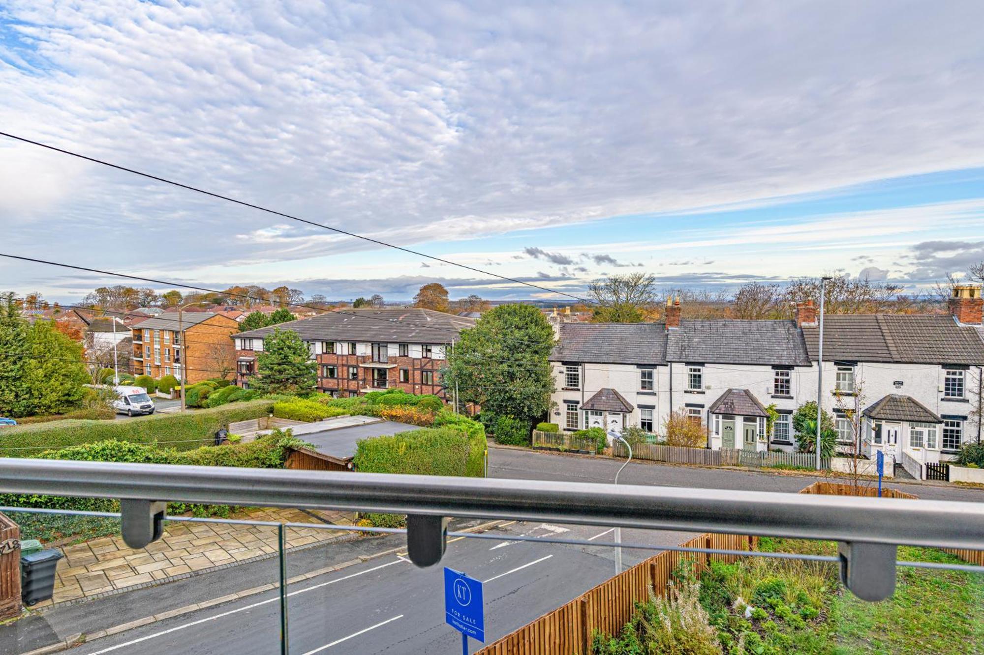 Gospel Heights Luxury Apartments With Parking Heswall Eksteriør billede